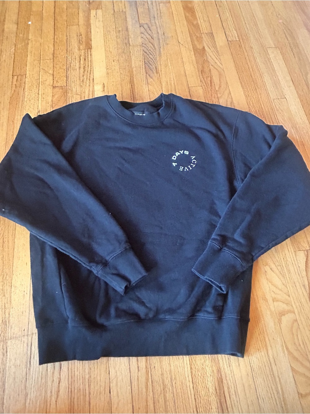 7 days active Black Crewneck Sweatshirt with Circular